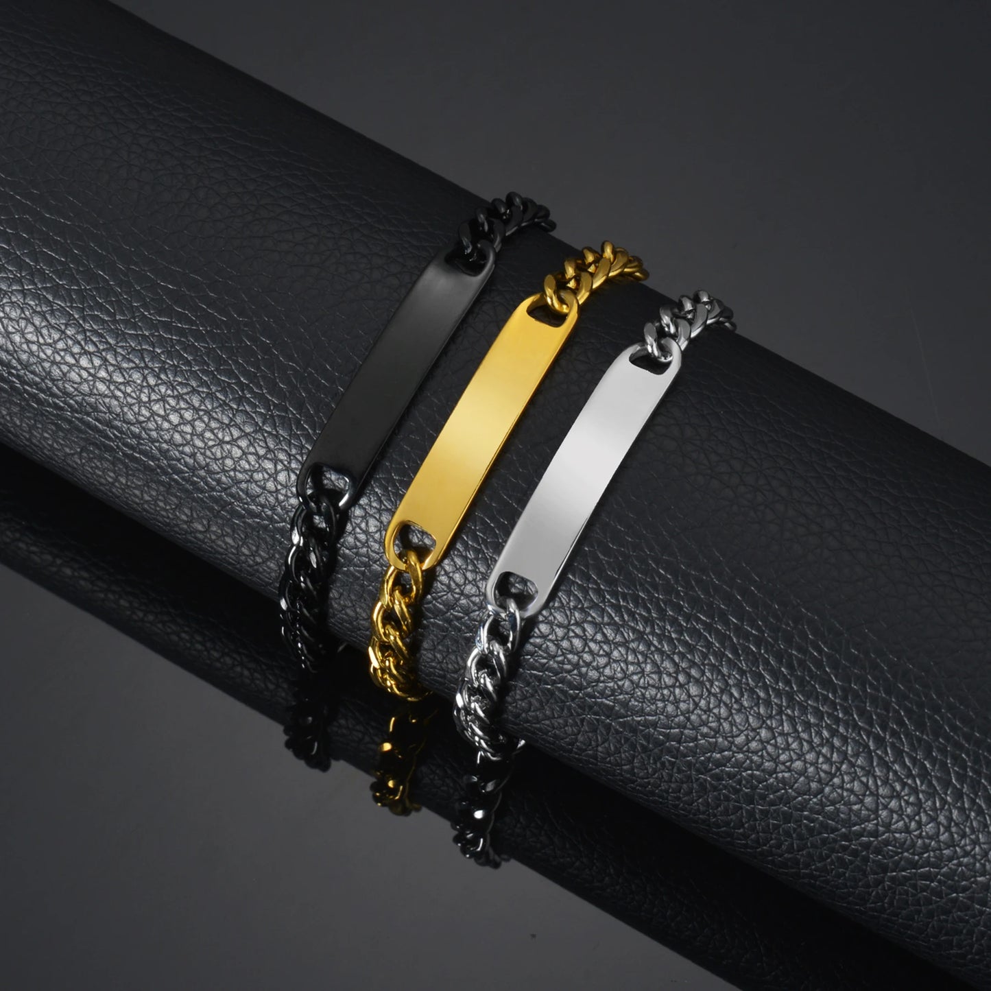 Akizoom Punk Engrave Name Custom Bracelets Gold Color Stainless Steel Thick Hand Chain Customized Couple Men Women Jewelry Gift