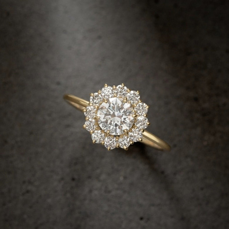 Women's Zircon Ring Alloy Inlaid